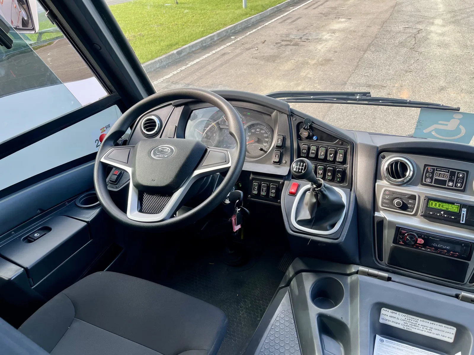 Volare W9 ON — Interior Detalhe