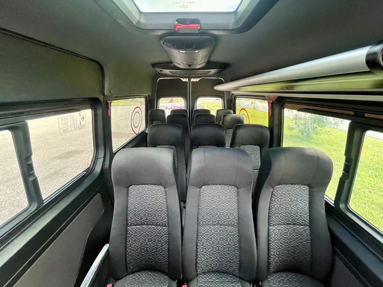 Mercedes-Benz Sprinter 417 — Vista 6